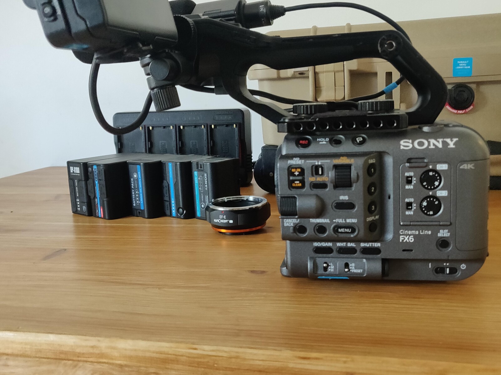 Sony FX6 #Boitier - Photo 2 sur 4