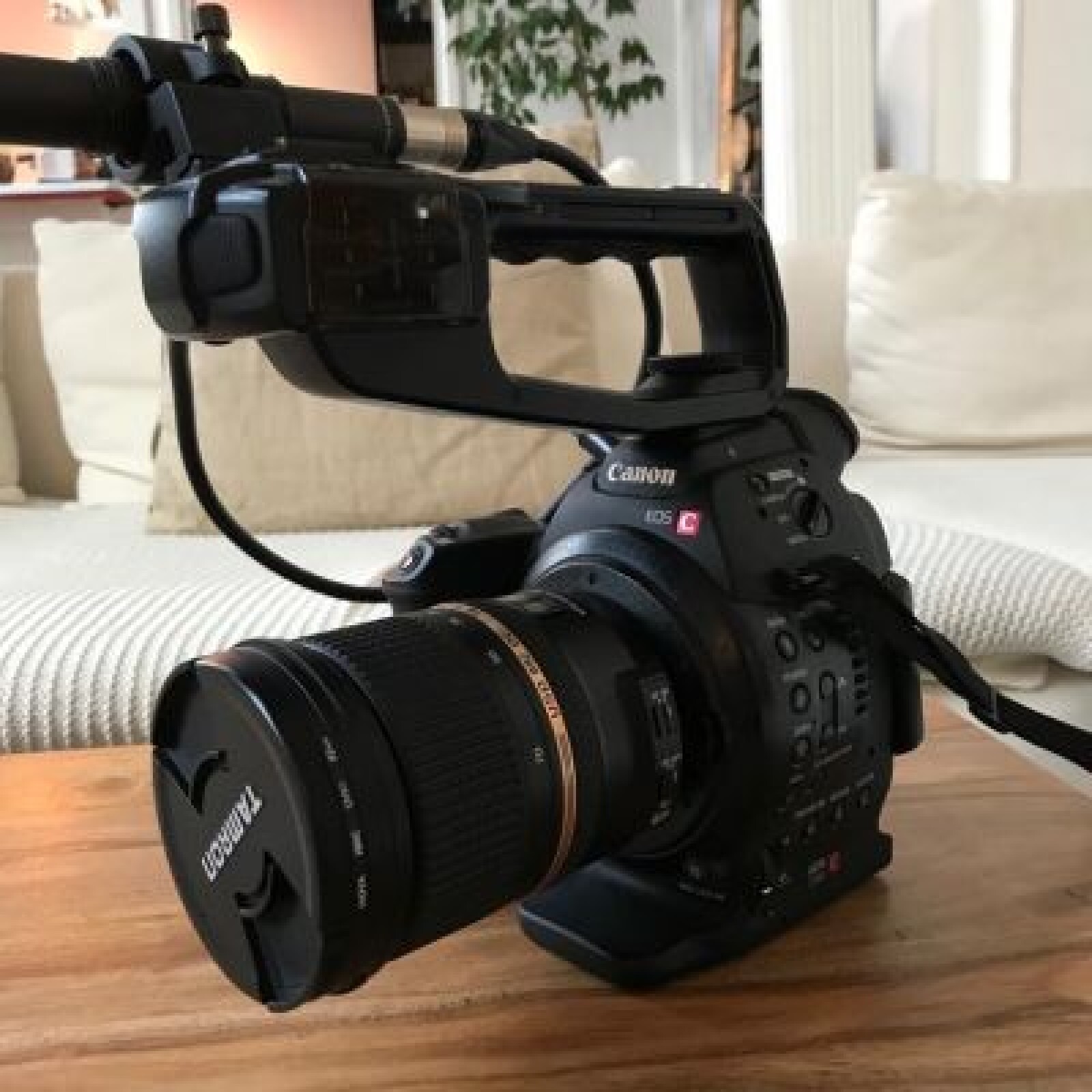 Objectif Tamron 24-70mm F/ 2.8 monture Canon - Photo 1 sur 1