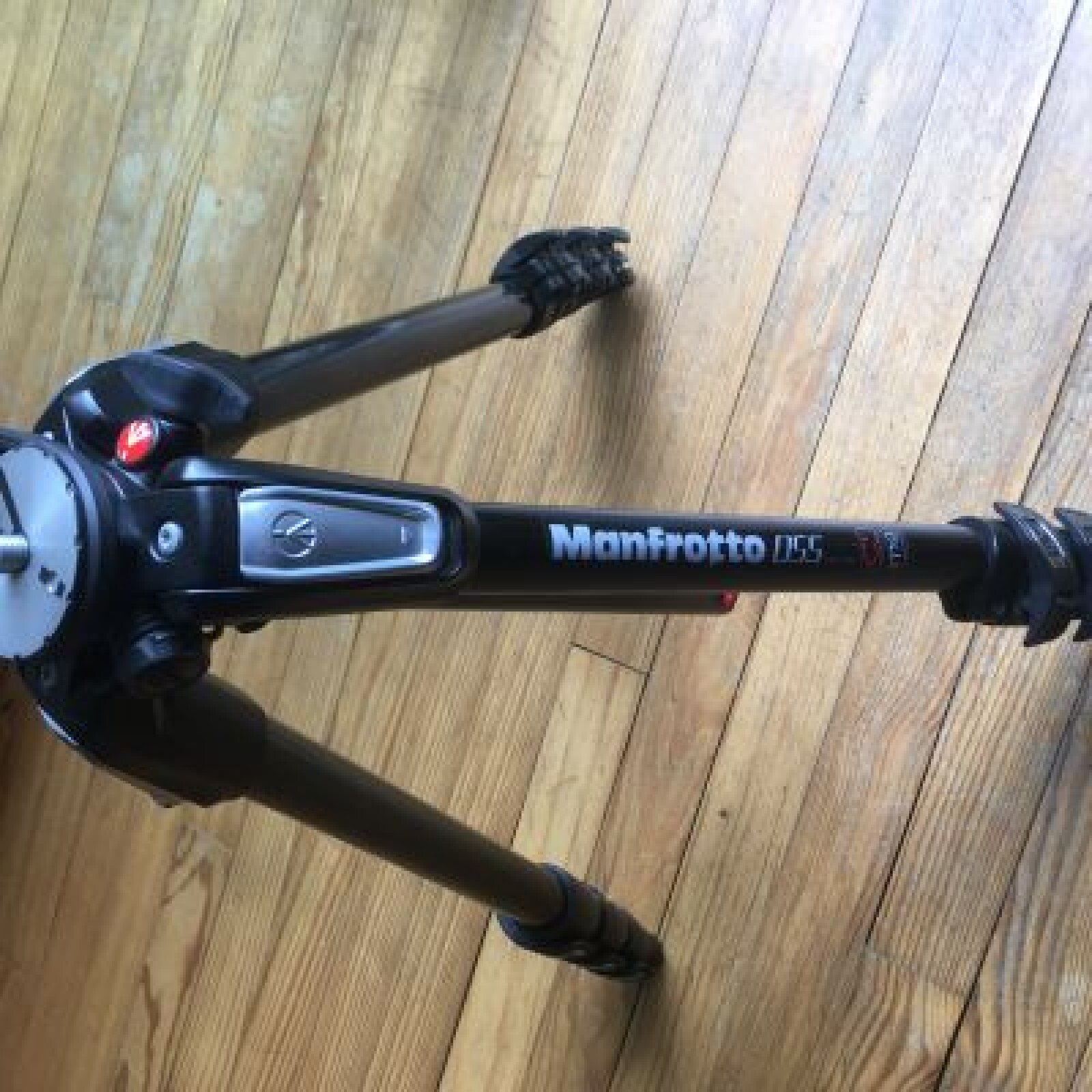 Trépied Manfrotto MT055XPRO3 - Photo 3 sur 3