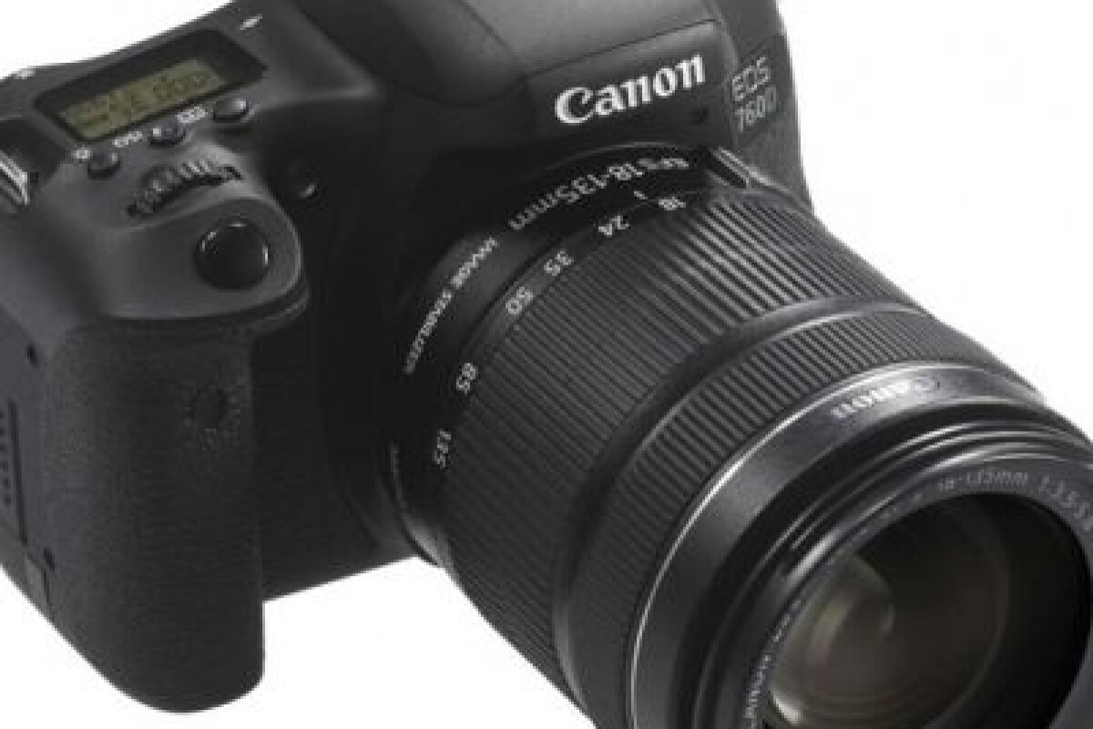 Location Canon 760D + objectif 18-135mm - Lightyshare