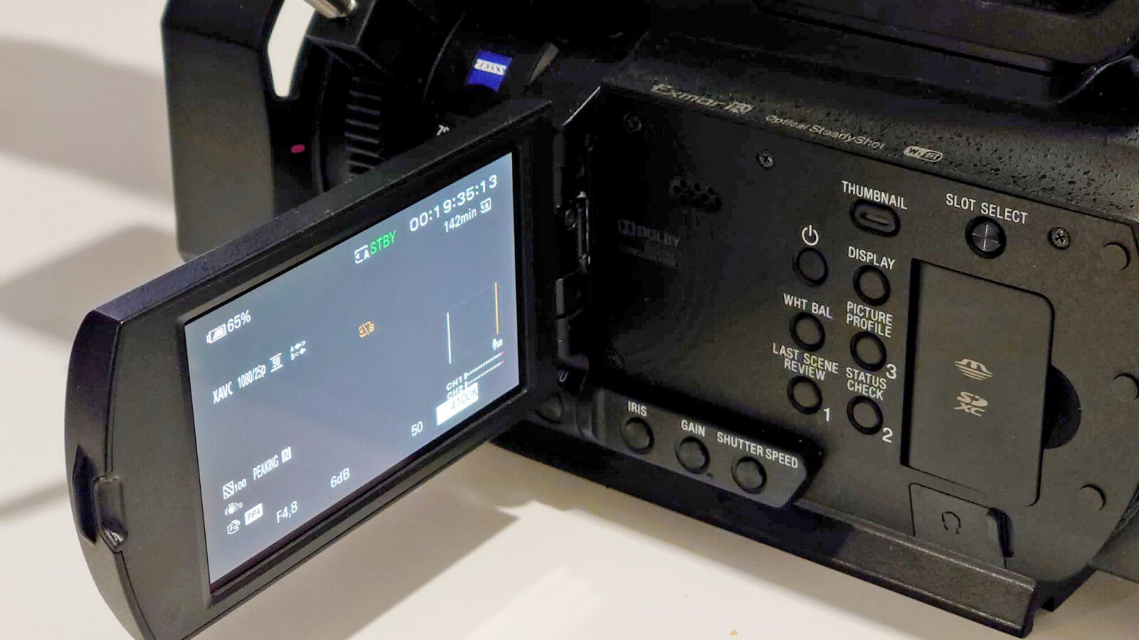 Sony PXW-X70 4K - Photo 6 sur 6