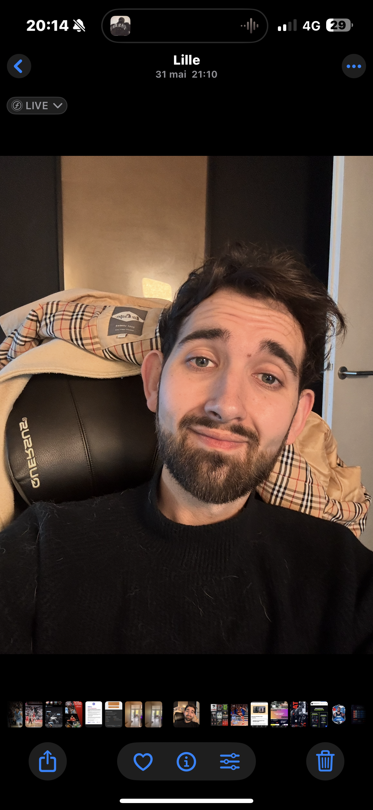 Nicolas D.